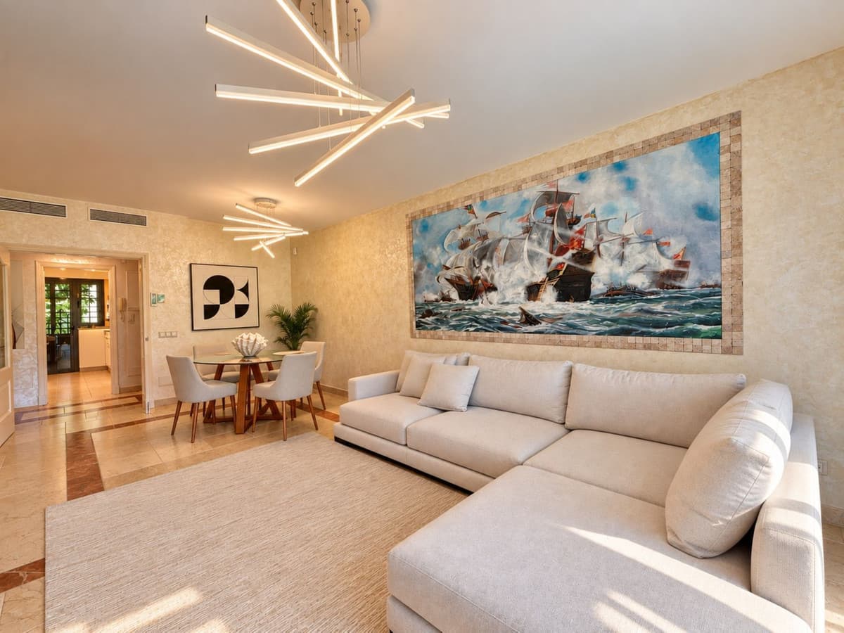 Ground Floor Apartment in Estepona — photo 8 of 10