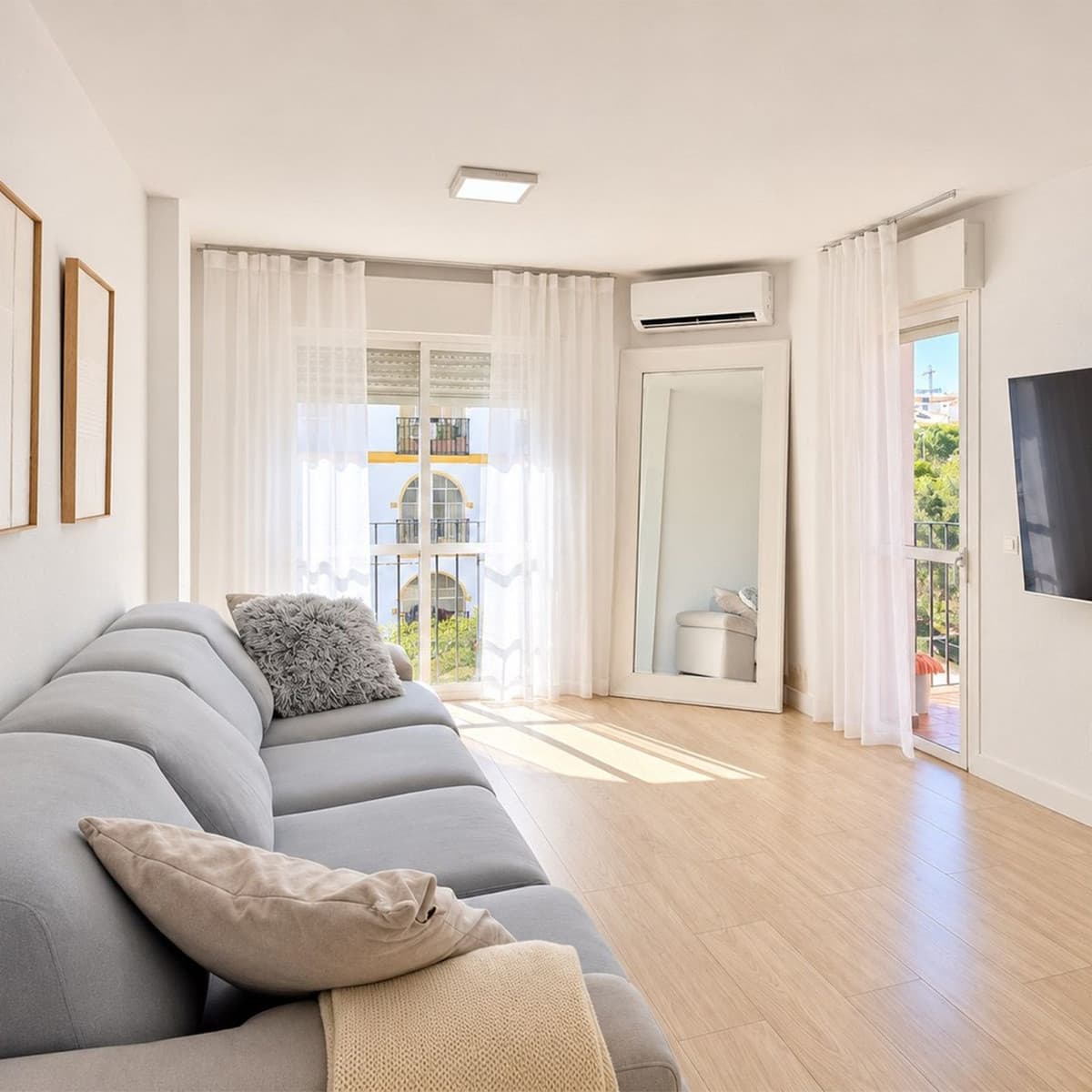 Top Floor Apartment in Estepona — photo 1 of 10
