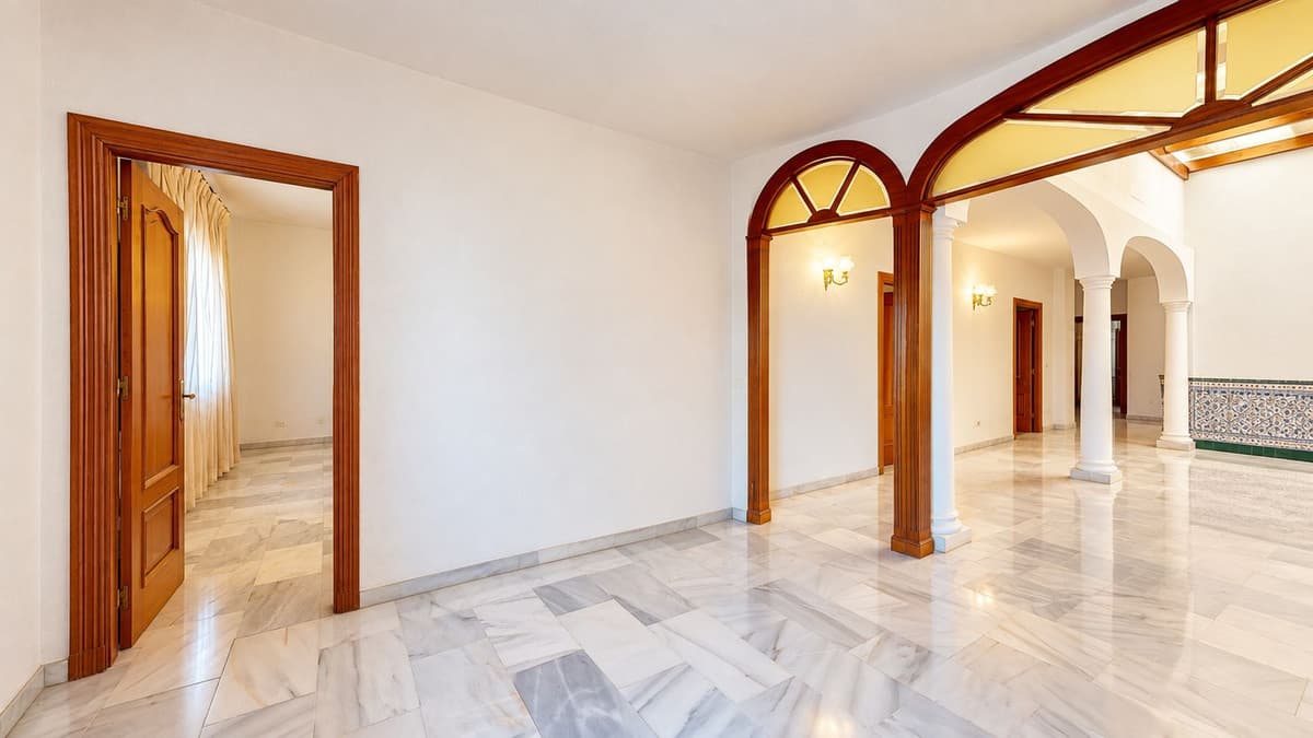 Detached Villa in Arroyo de la Miel — photo 6 of 10