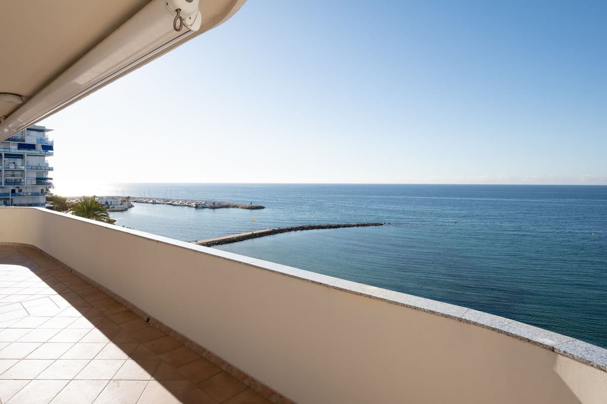 Penthouse in Marbella — photo 1 of 10
