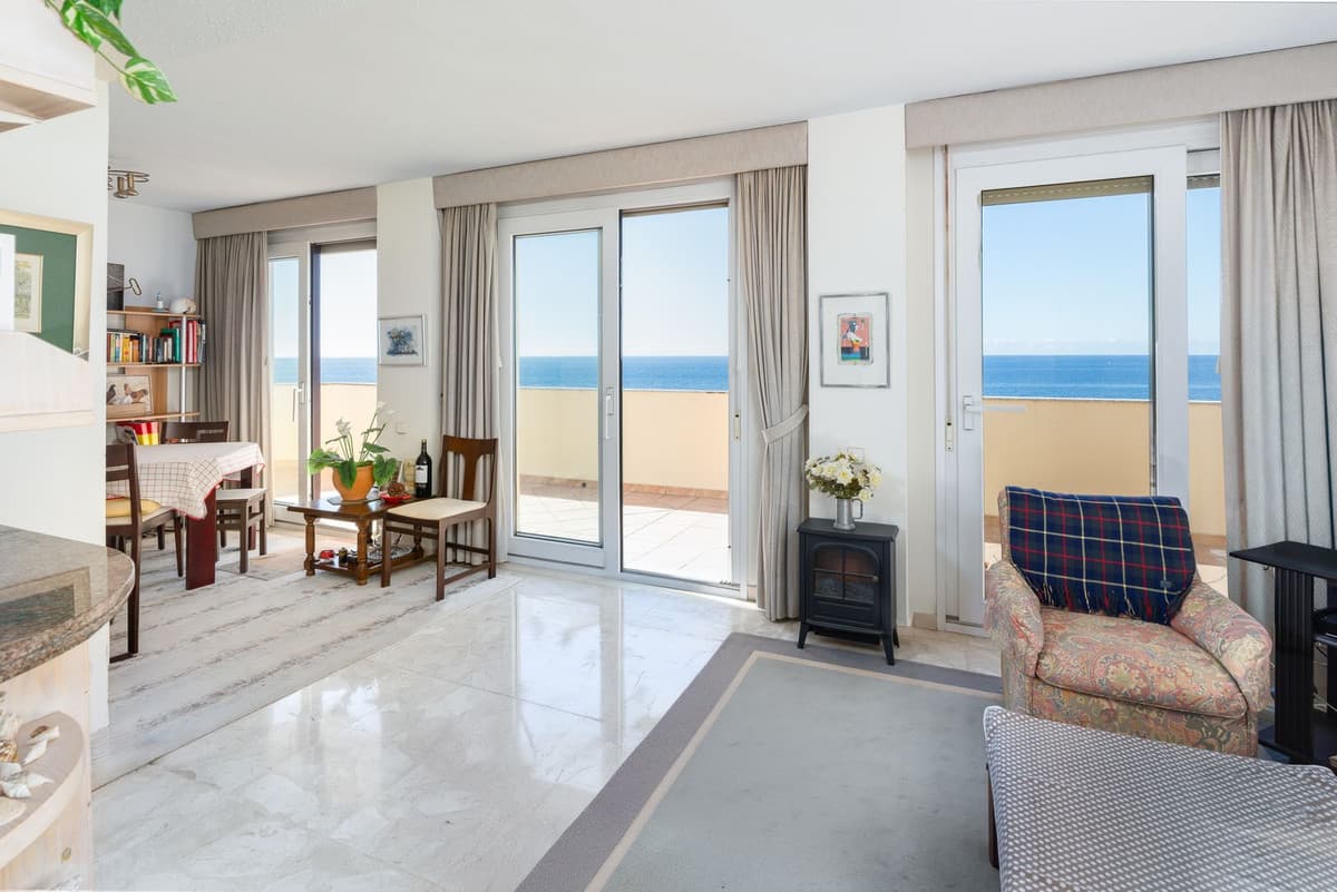 Penthouse in Marbella — photo 2 of 10