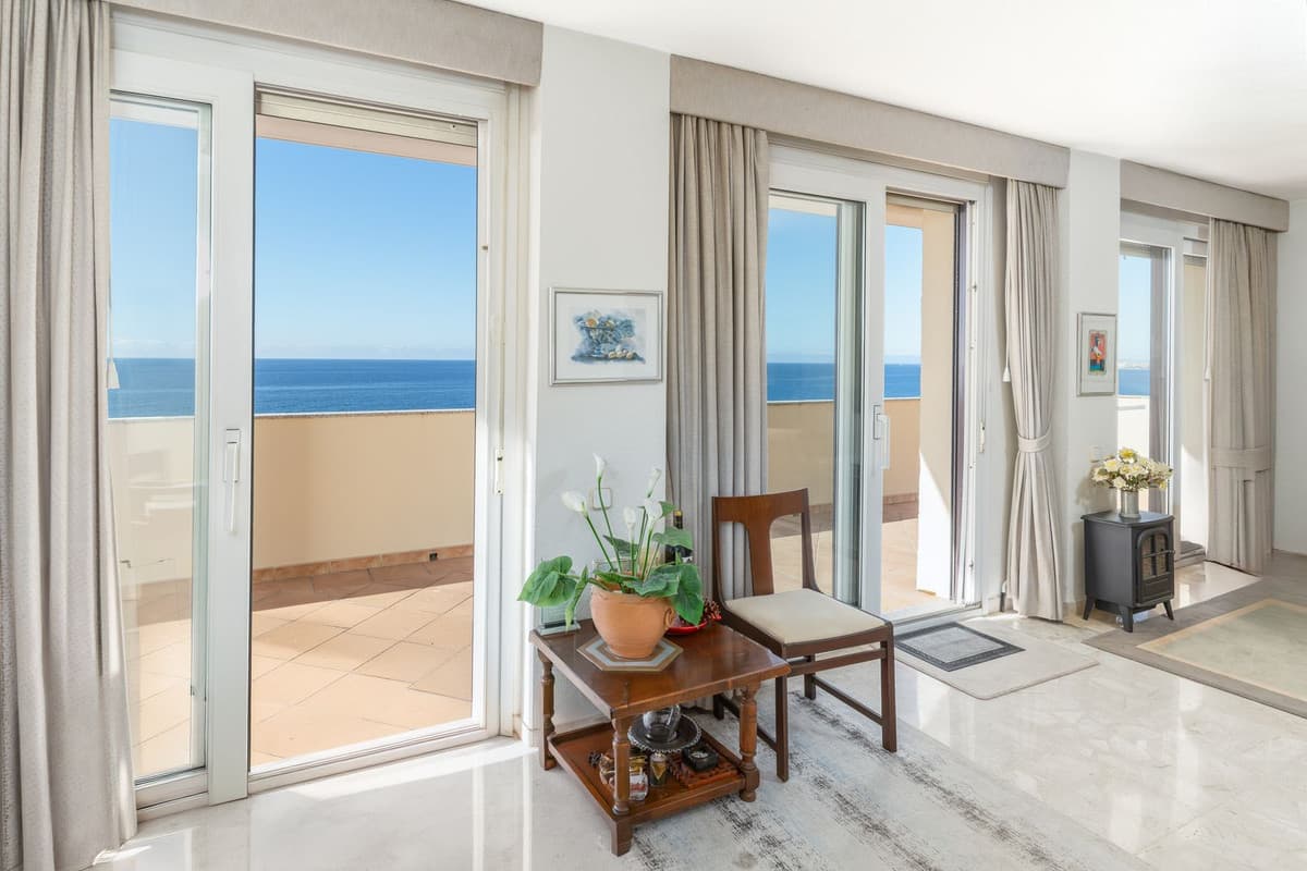 Penthouse in Marbella — photo 4 of 10