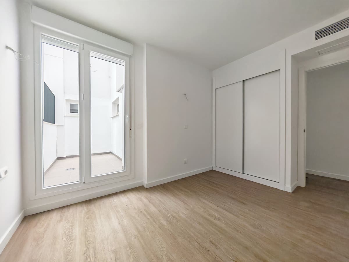 Ground Floor Apartment in Torreblanca — photo 5 of 10