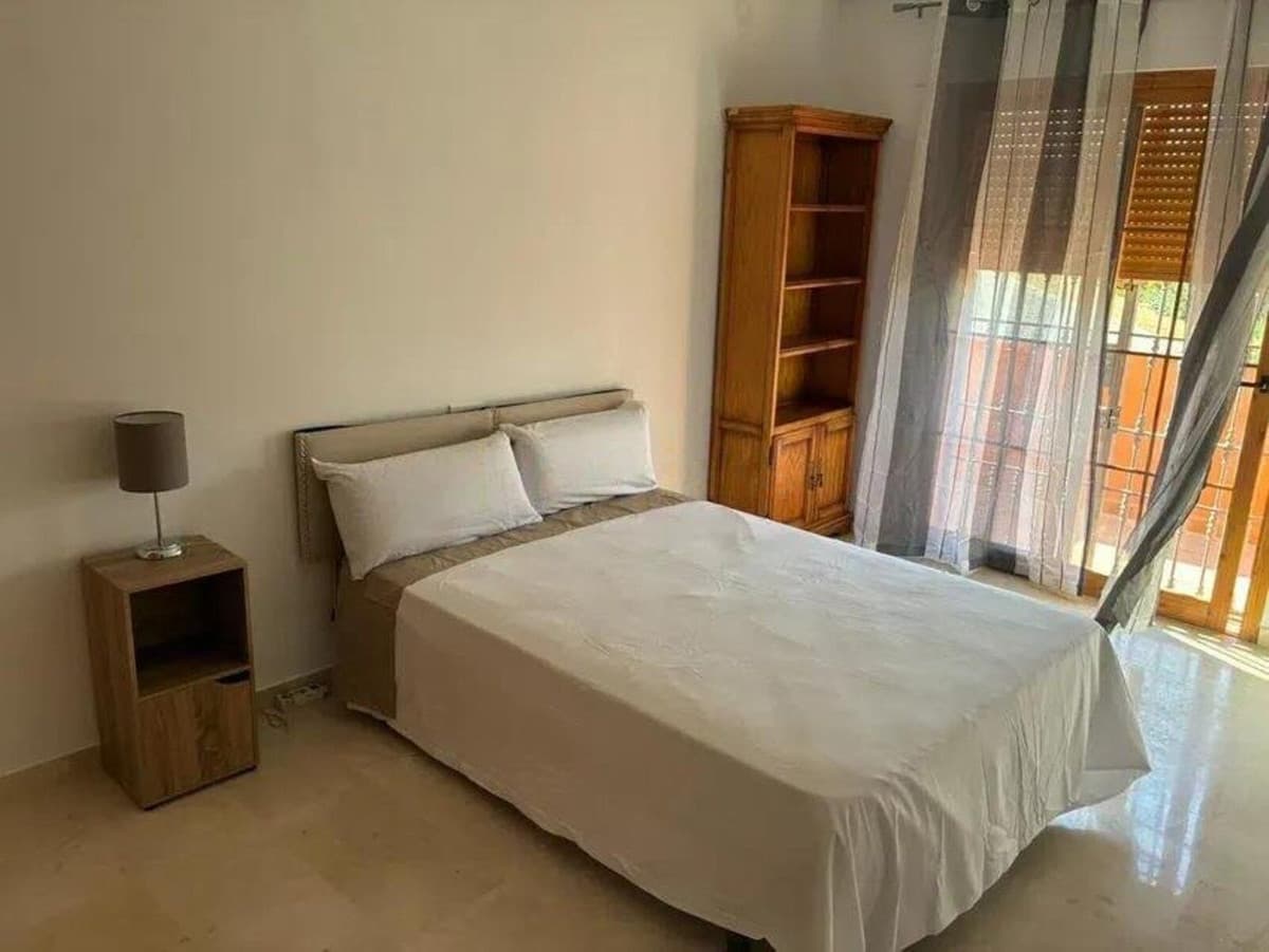 Semi-Detached House in Cancelada — photo 7 of 10