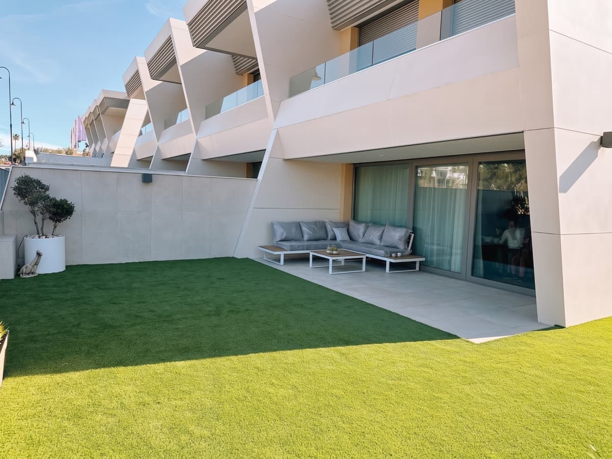Semi-Detached House in Mijas Costa — photo 2 of 10