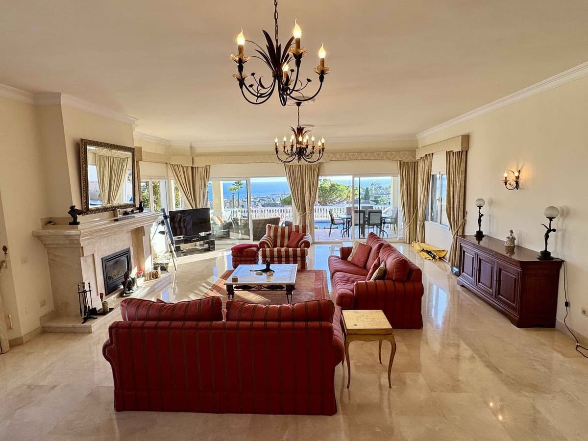 Detached Villa in Riviera del Sol — photo 7 of 10