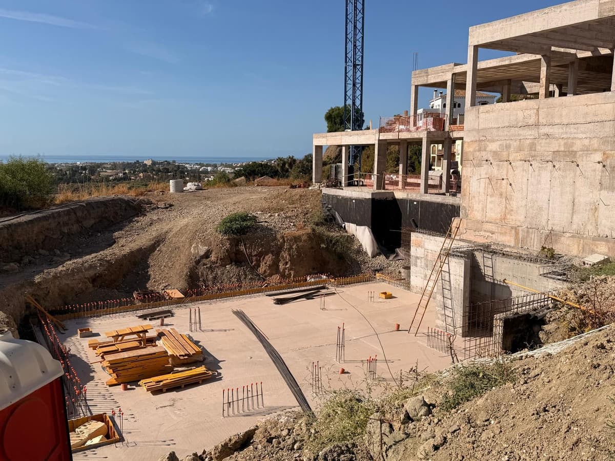 Residential Plot in Benahavís — photo 6 of 8
