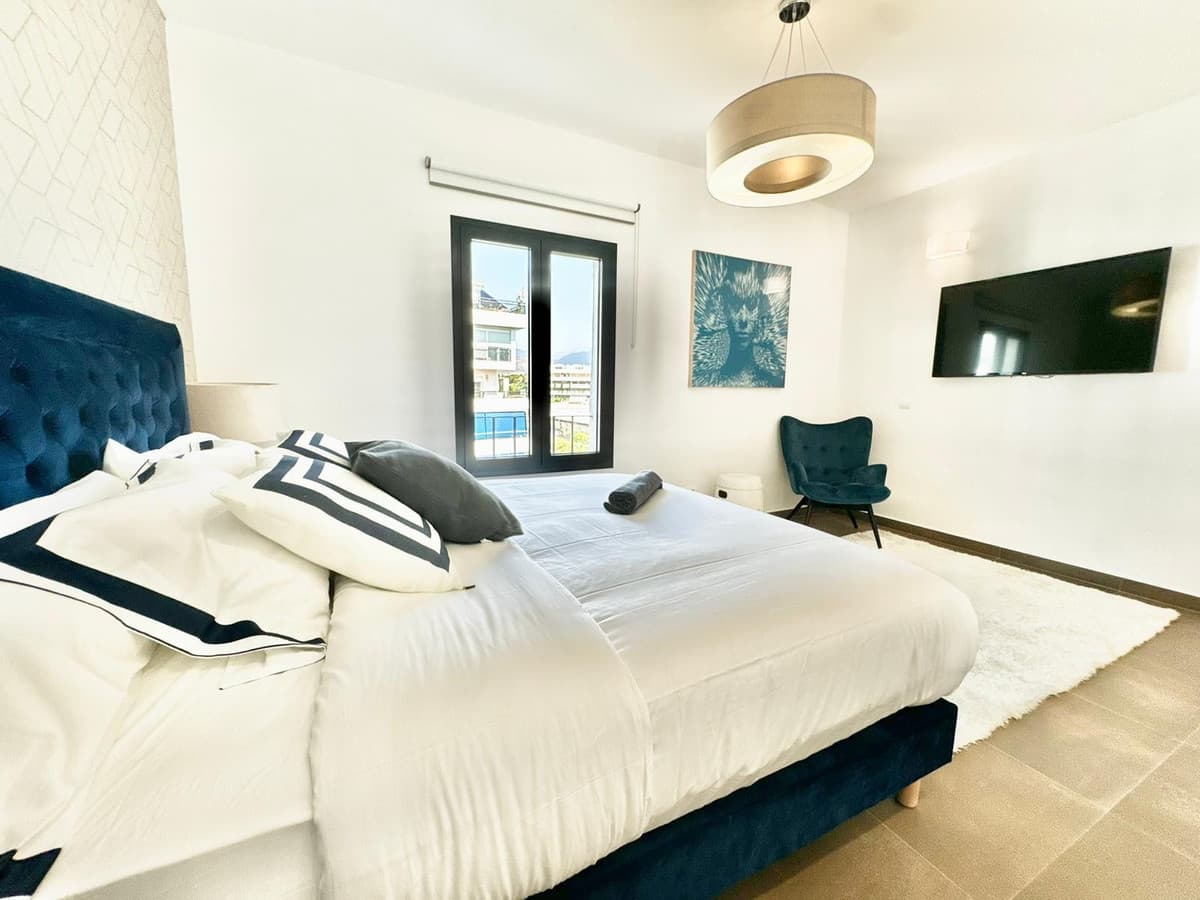 Middle Floor Apartment in Puerto Banús — photo 5 of 10