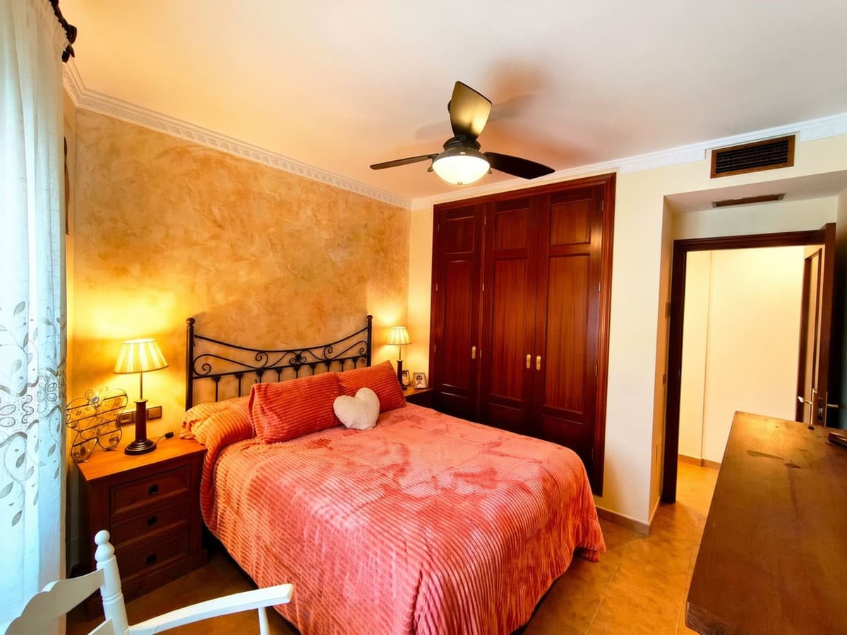 Penthouse in Estepona — photo 5 of 10