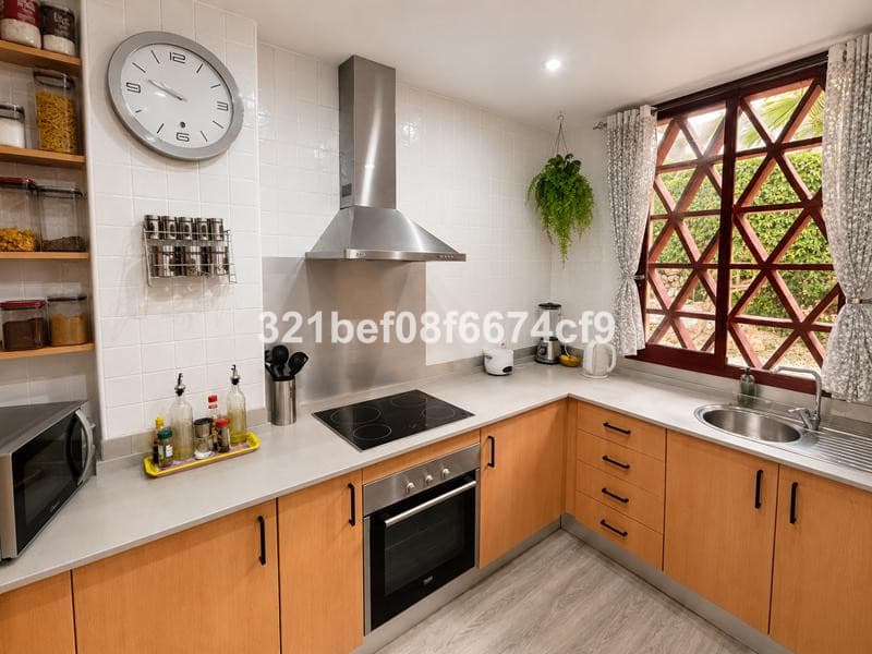 Ground Floor Apartment in Casares — photo 8 of 10