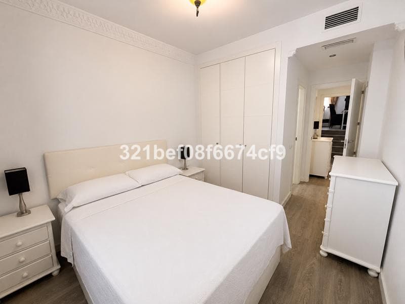 Ground Floor Apartment in Casares — photo 9 of 10