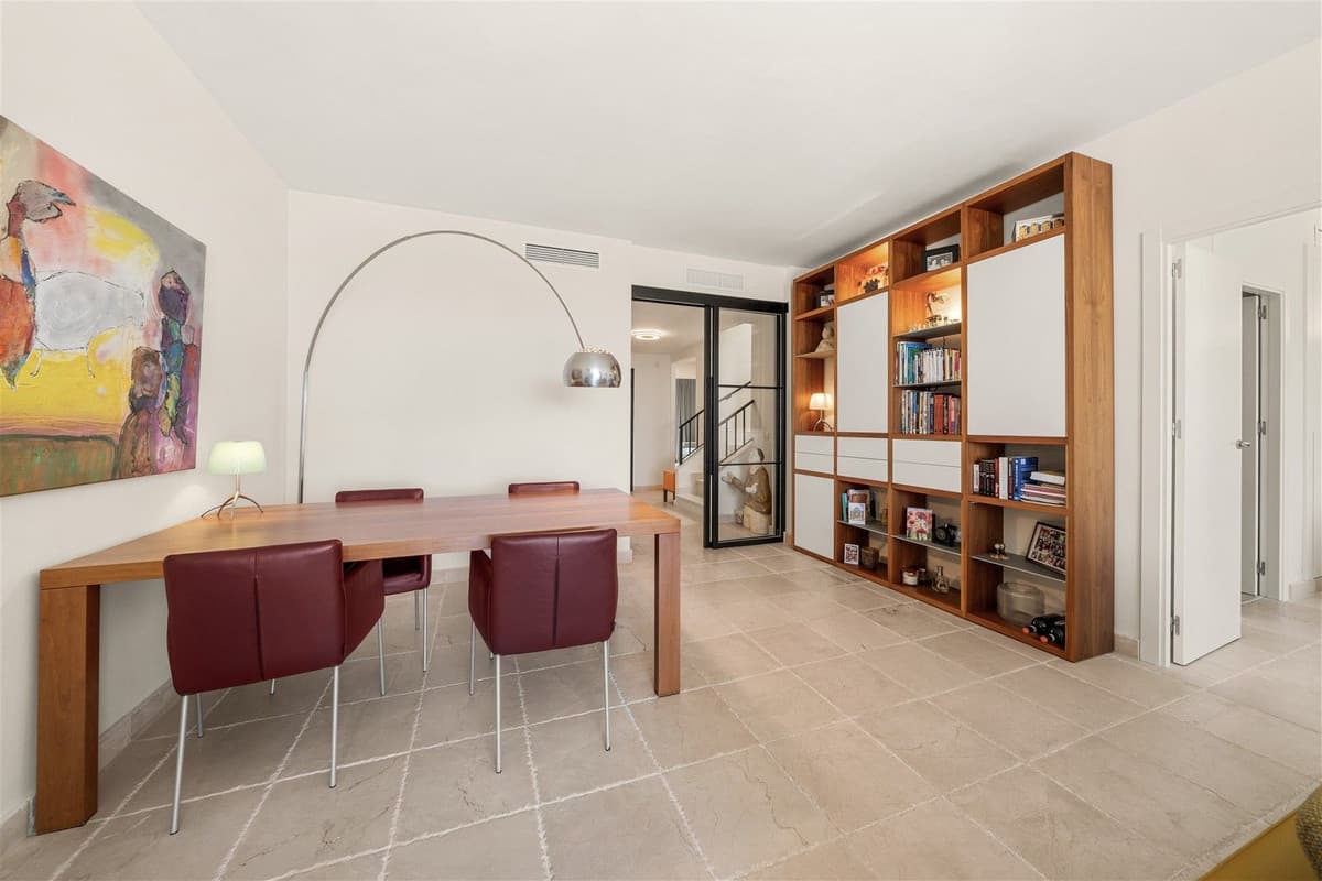 Penthouse Duplex in Los Flamingos — photo 9 of 10