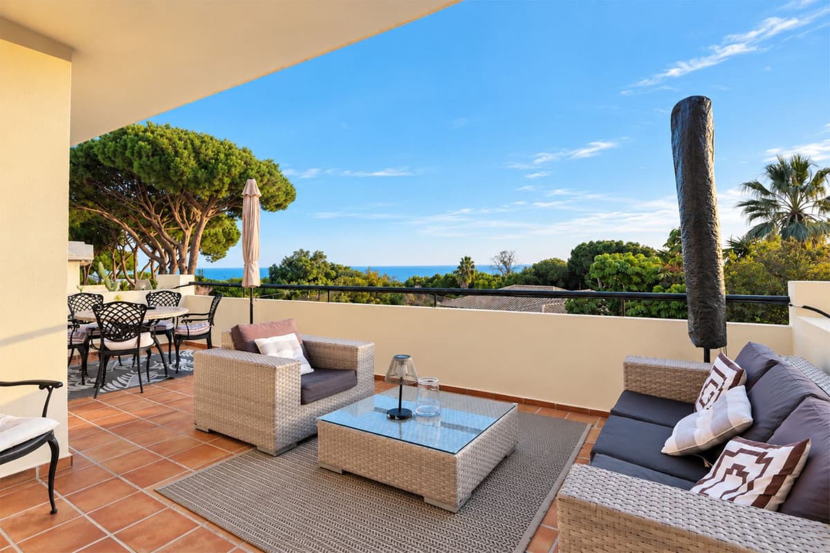 Middle Floor Apartment in Cabopino
