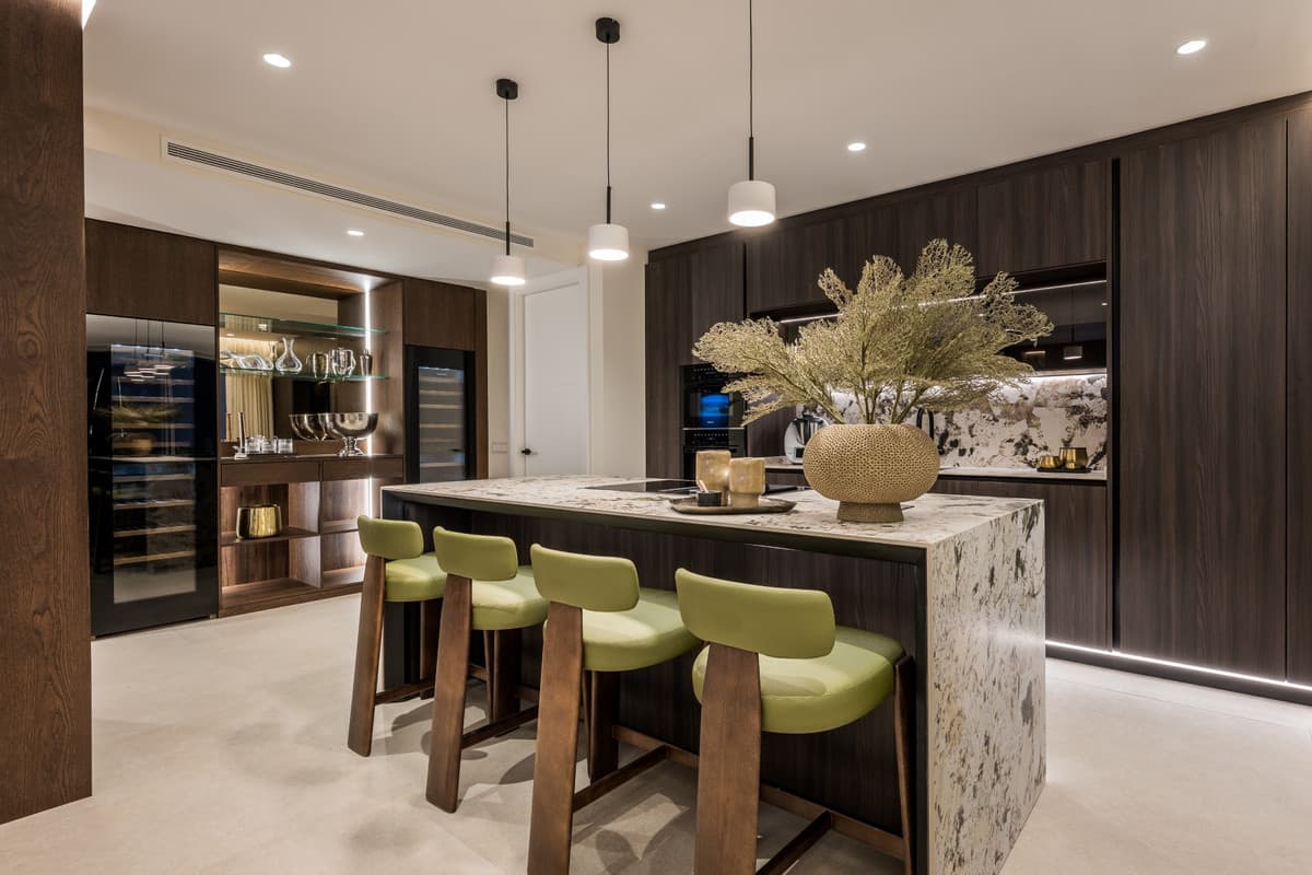 Middle Floor Apartment in Marbella — photo 10 of 10