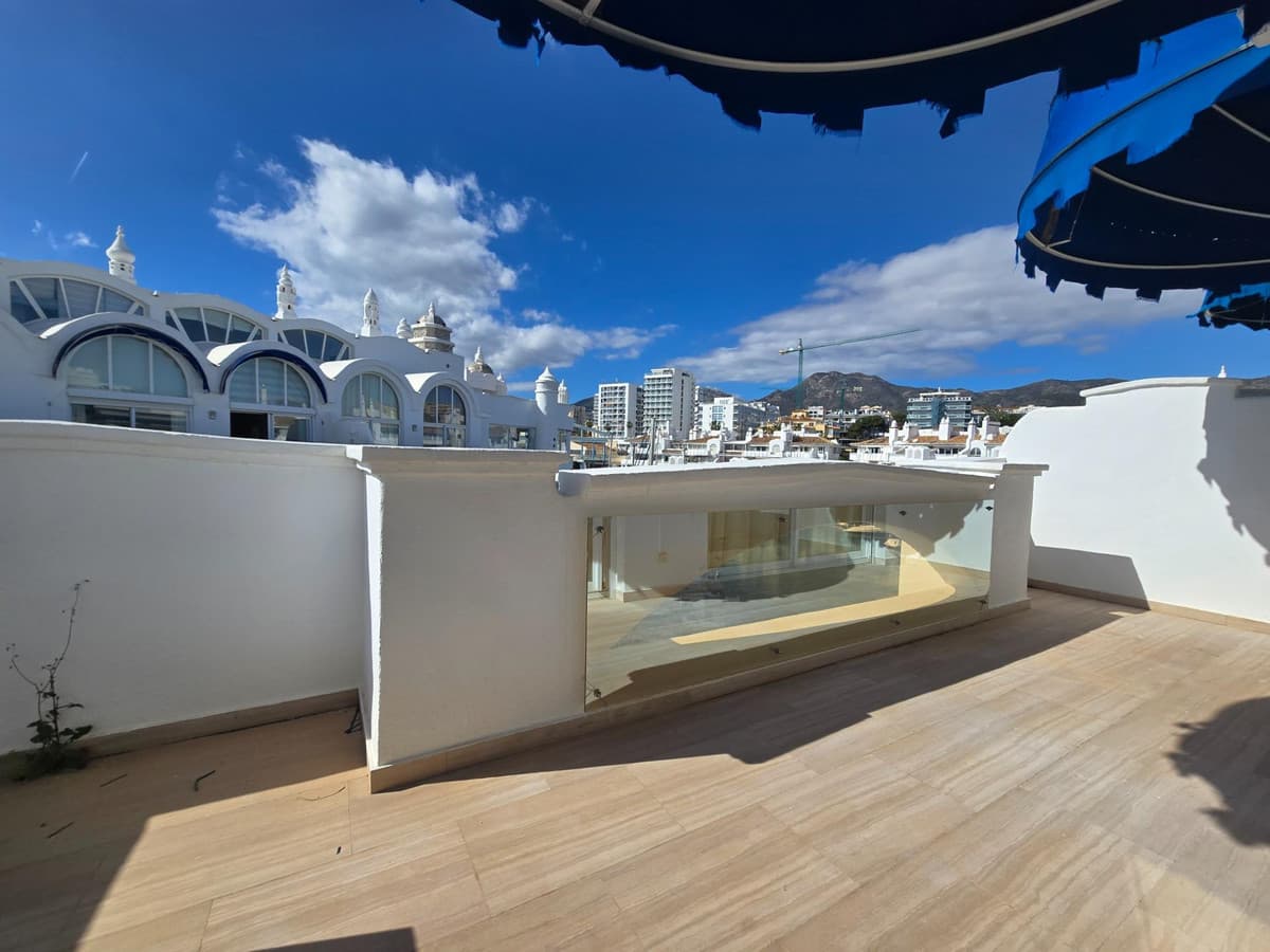 Middle Floor Apartment in Benalmadena — photo 9 of 10