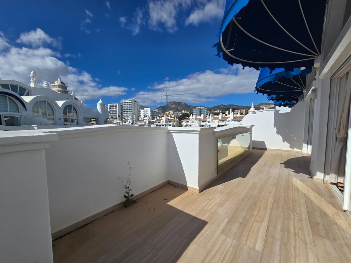 Middle Floor Apartment in Benalmadena — photo 10 of 10