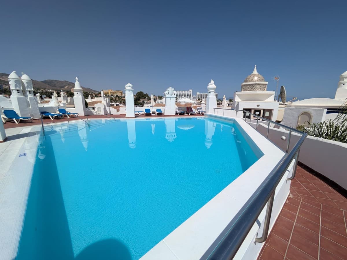 Middle Floor Apartment in Benalmadena — photo 2 of 10