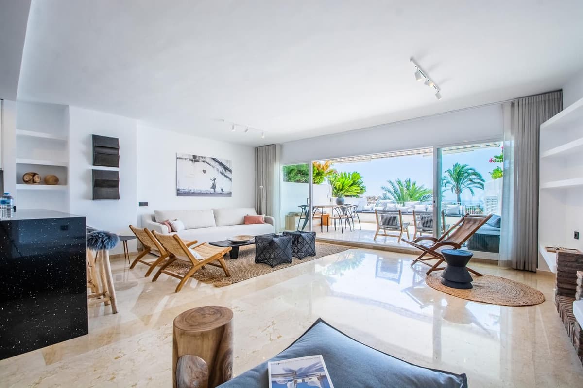 Middle Floor Apartment in Río Real — photo 5 of 10