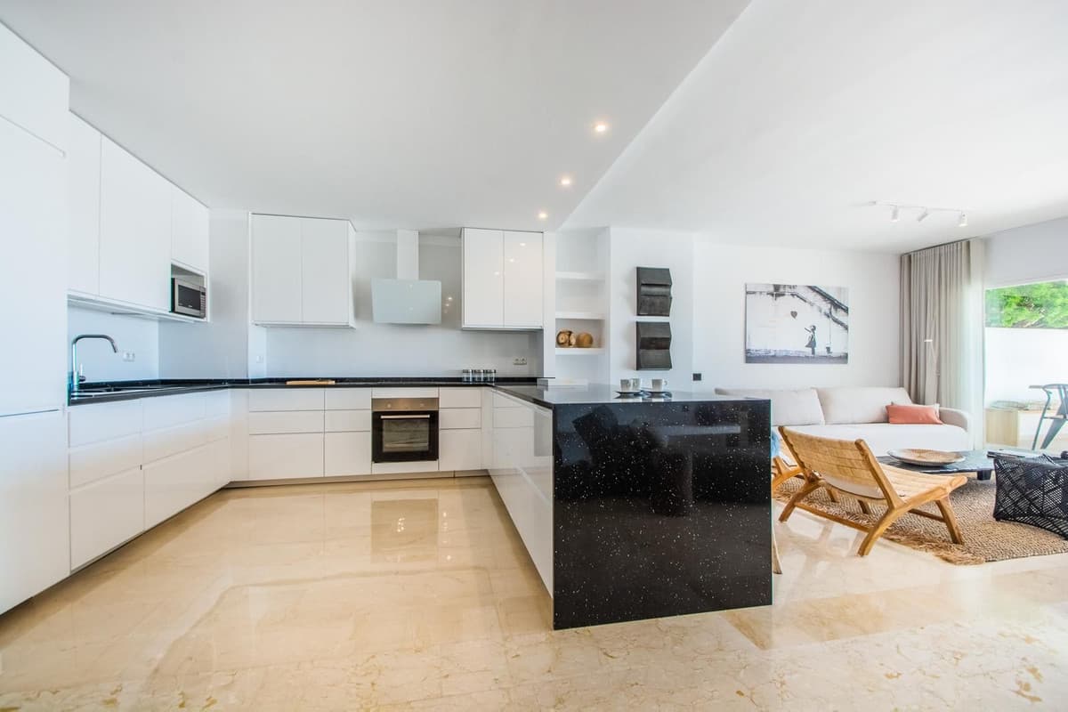 Middle Floor Apartment in Río Real — photo 7 of 10