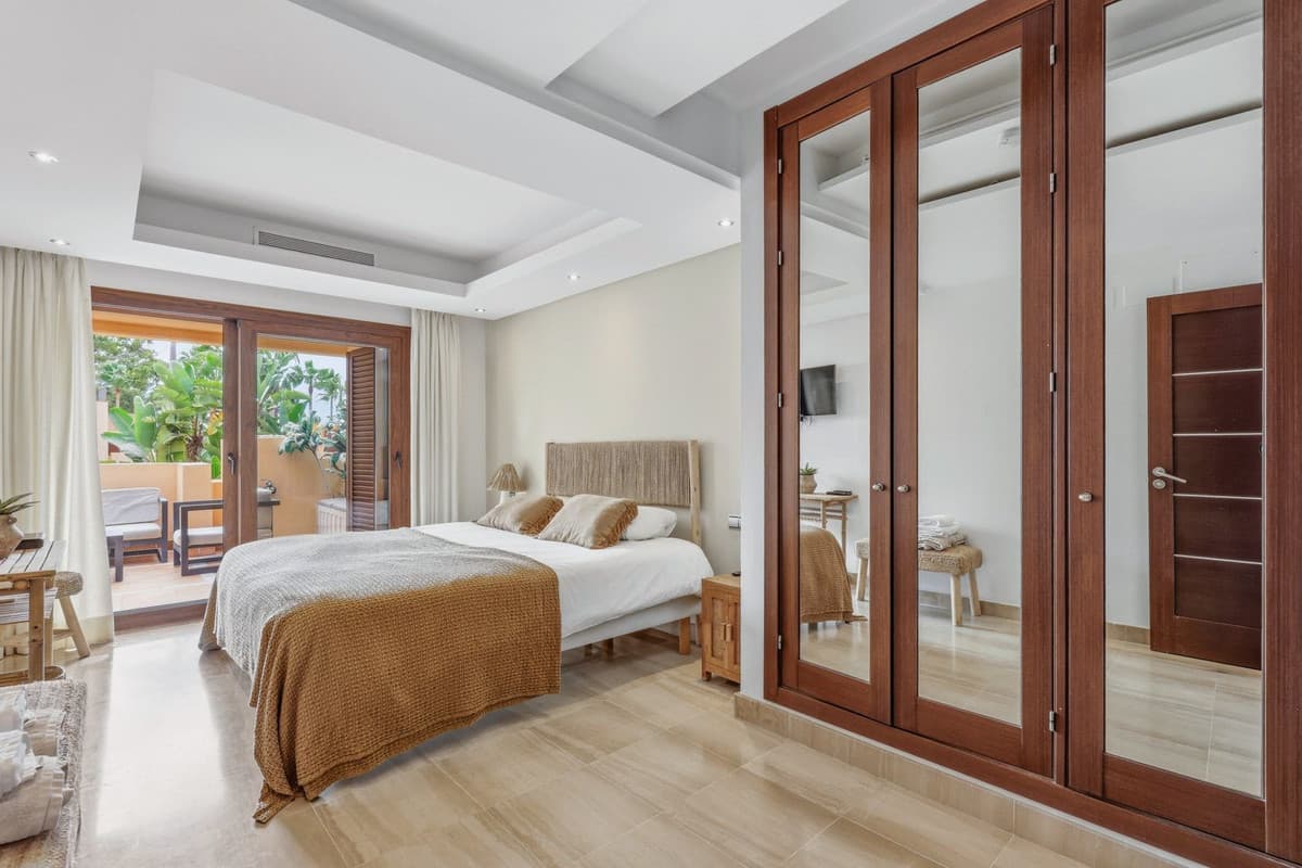 Penthouse in New Golden Mile — photo 4 of 10