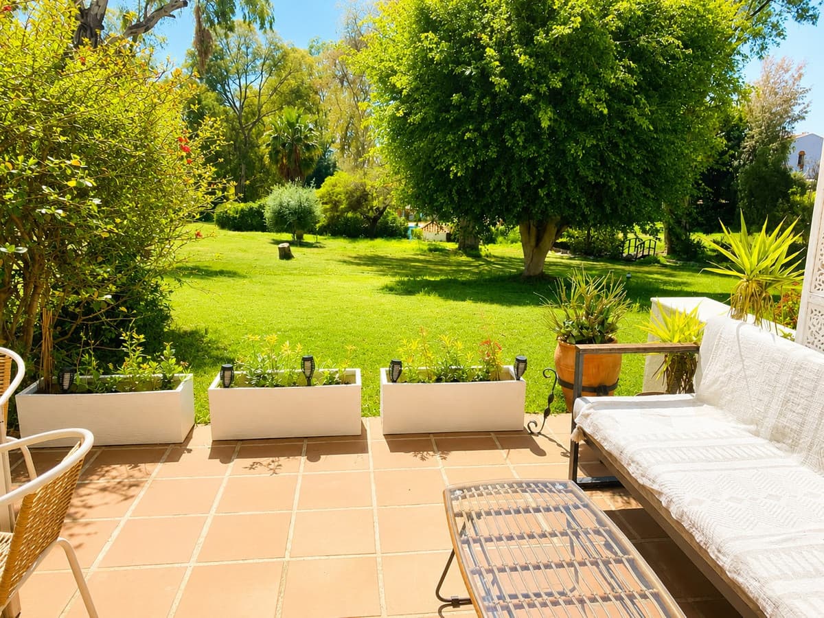 Semi-Detached House in Estepona — photo 3 of 10