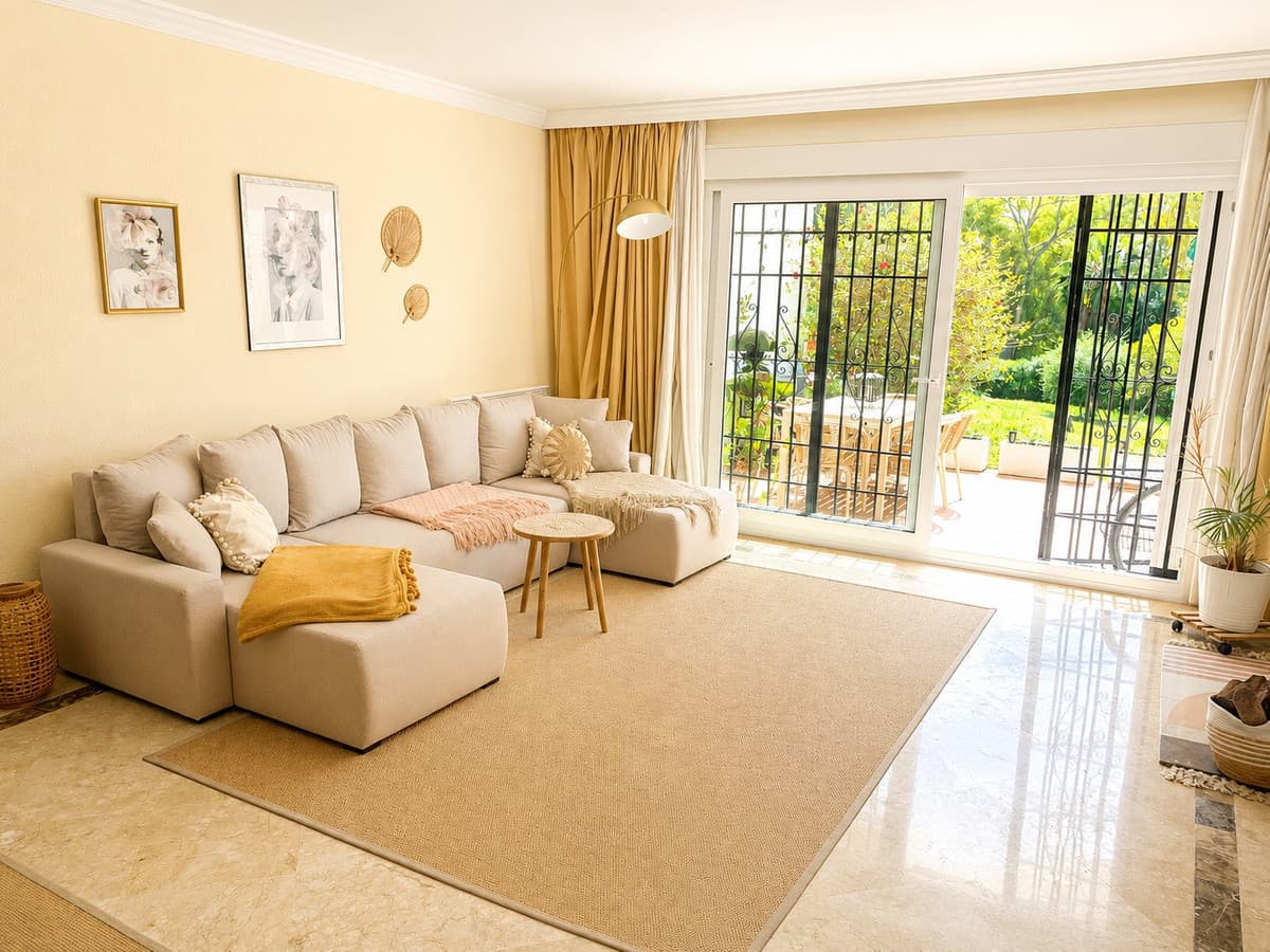 Semi-Detached House in Estepona — photo 4 of 10