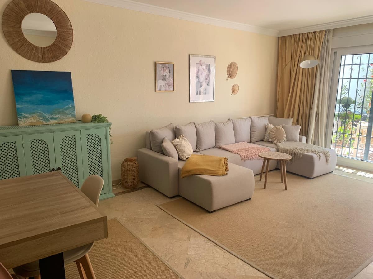 Semi-Detached House in Estepona — photo 5 of 10