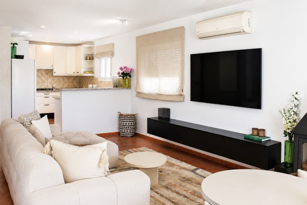 Detached Villa in Mijas Costa — photo 3 of 10