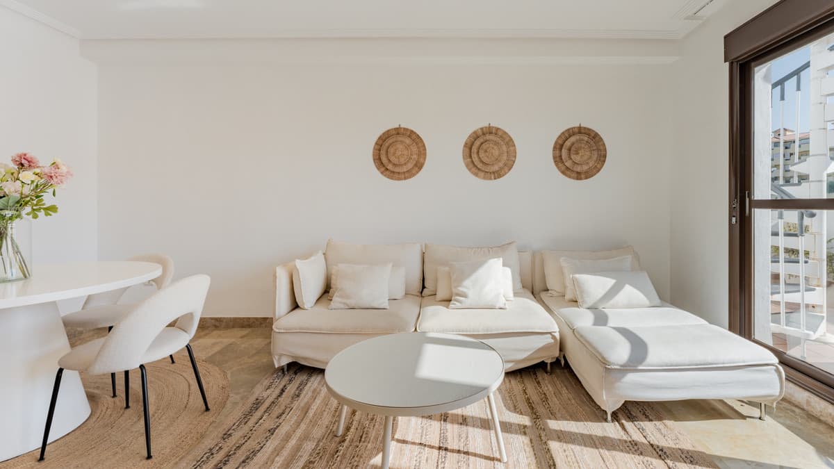 Penthouse Duplex in Estepona — photo 8 of 10