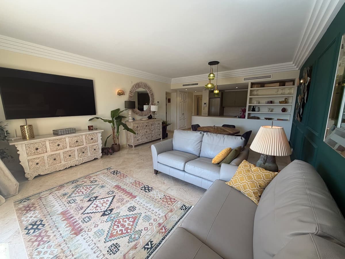 Ground Floor Apartment in Casares — photo 7 of 10