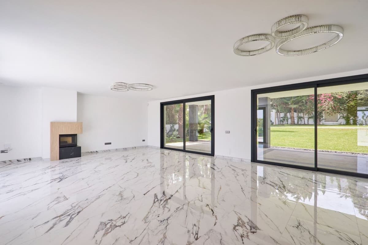 Detached Villa in The Golden Mile — photo 6 of 10